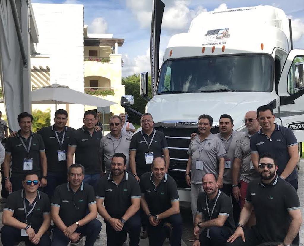 Freightliner Convención Canacar 2019