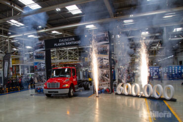 Daimler Trucks México Unidad 600mil