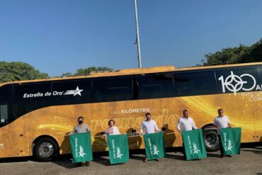 Estrella de Oro cumple 100 años y lo festeja con autobuses conmemorativos