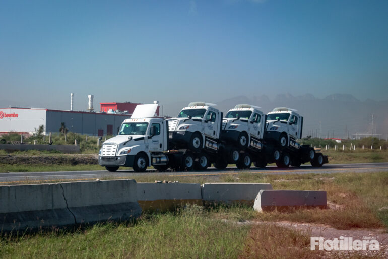 Repunta en julio venta de camiones Clase 8 en México
