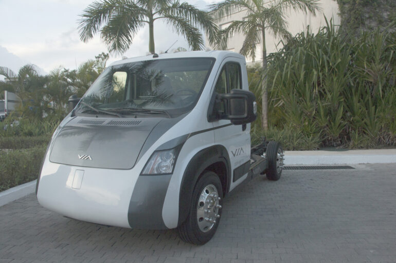 VIA Motors International producirá vehículos comerciales eléctricos