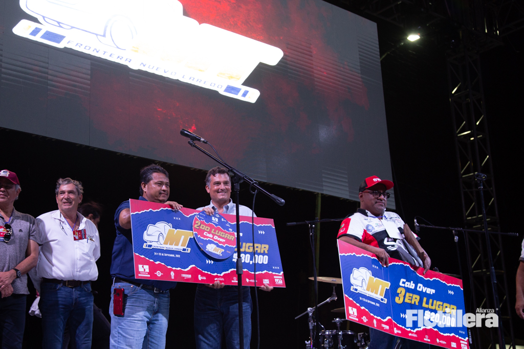 MT Nuevo Laredo 2022 premió a los conductores ganadores 