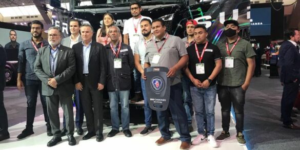 Scania colocó trenes motrices Super en Expo Transporte ANPACT 2022