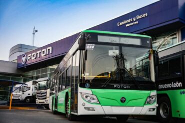 Foton Monterrey entrega autobuses a Grupo Lazcano