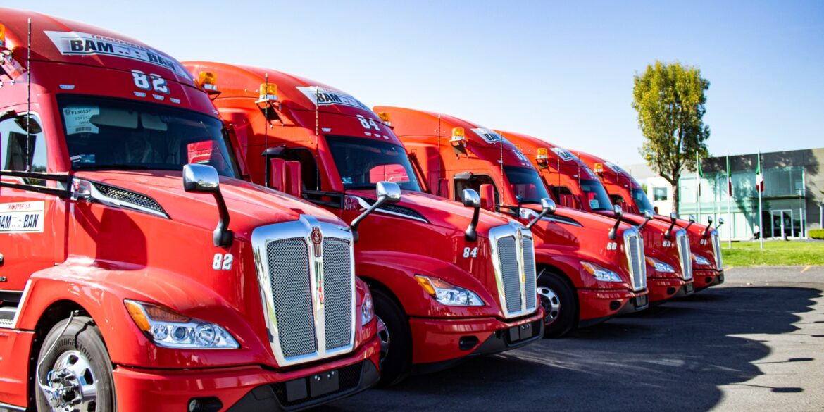 Transportes BamBan refuerza su servicio con tractocamiones Kenworth