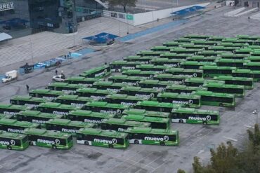 FOTON pone en marcha primeros 142 autobuses AUV en N.L.