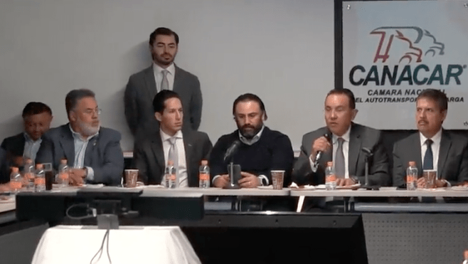 Miguel Ángel Martínez se postuló como candidato único a la presidencia de la CANACAR