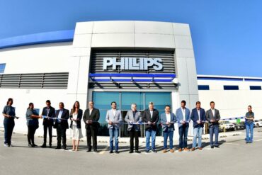 Phillips Industries inaugura expansión de planta en Coahuila