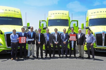 TRAXIÓN compra tractocamiones Kenworth para Transportadora Egoba