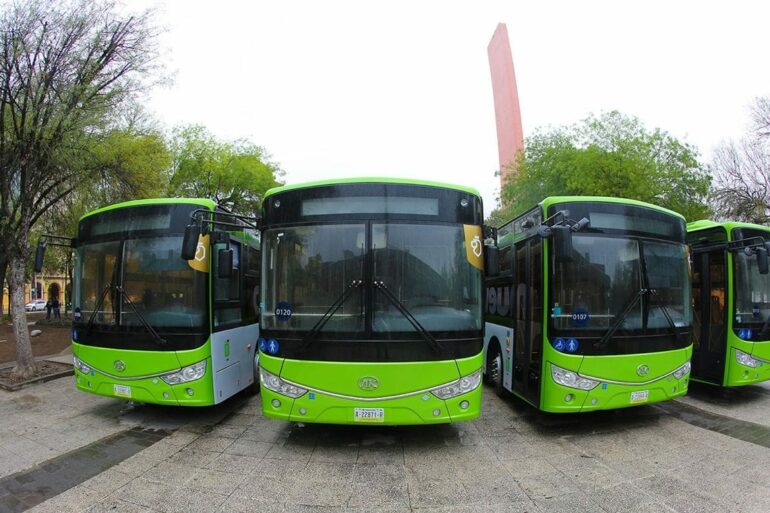 Transregio recibe 25 autobuses para transporte urbano en Monterrey