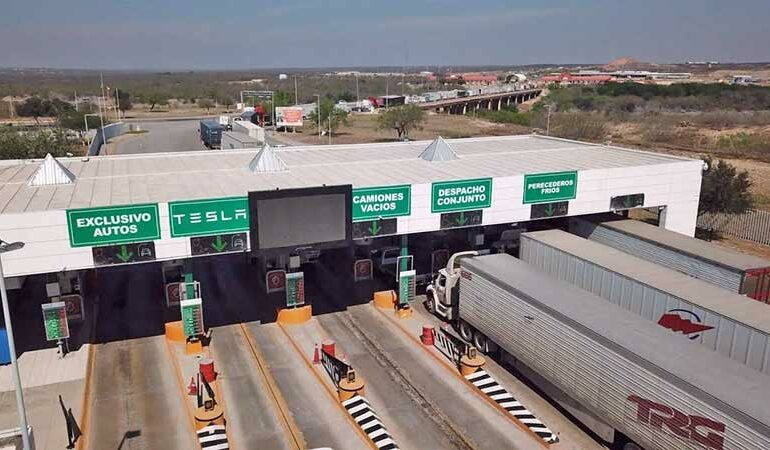 Puerto Colombia igualará a la aduana de Nuevo Laredo en cruce de camiones