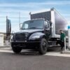 Camión eléctrico Freightliner eM2 se producirá en Portland