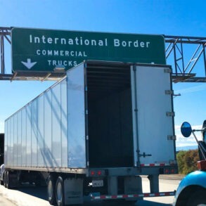 Secretaría de Economía rechaza revisiones al autotransporte en Texas