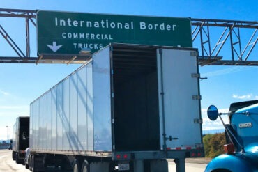 Secretaría de Economía rechaza revisiones al autotransporte en Texas