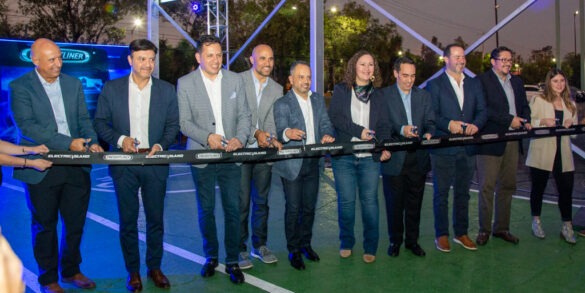 Daimler Truck abre primera Electric Island en Tlalnepantla