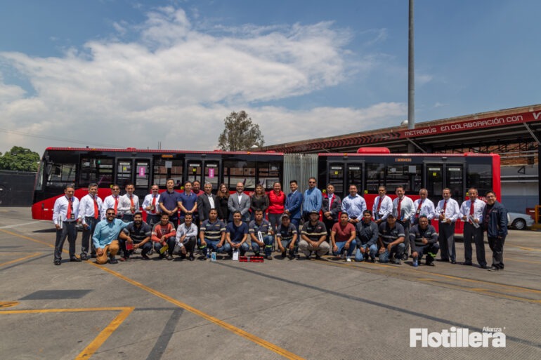 Yutong y Metrobús 027 Reconocen a operadores y técnicos Alianza Flotillera