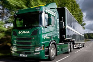 Scania paneles solares