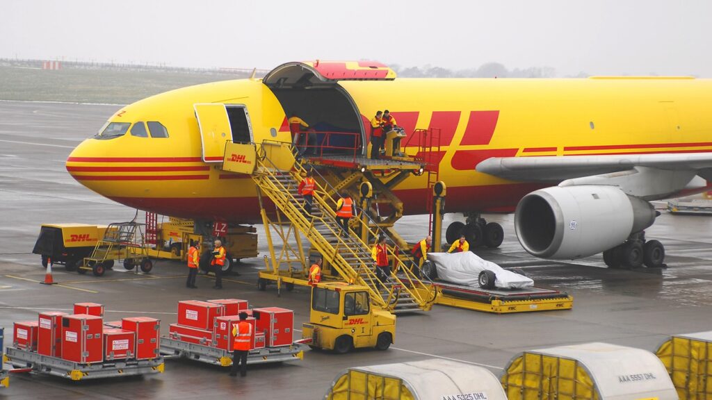 DHL Transporte intermodal