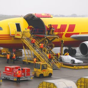 DHL Transporte intermodal