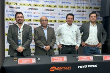 Directivos de Toyo Tires, Giti, Suupercargo y Grupo Avante