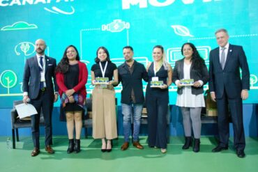 Mujeres en Expo Foro Movilidad 2024