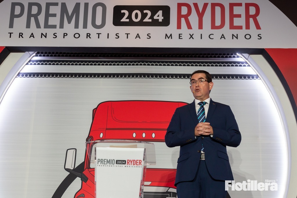 Ricardo Álvarez, Director General de Ryder México