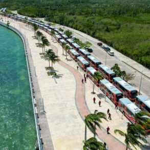 Mercedes-Benz Autobuses Cancún