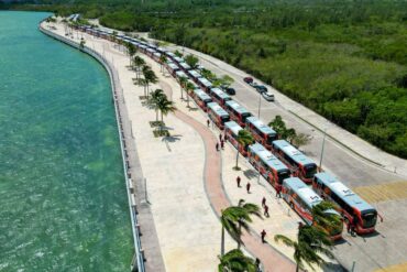 Mercedes-Benz Autobuses Cancún