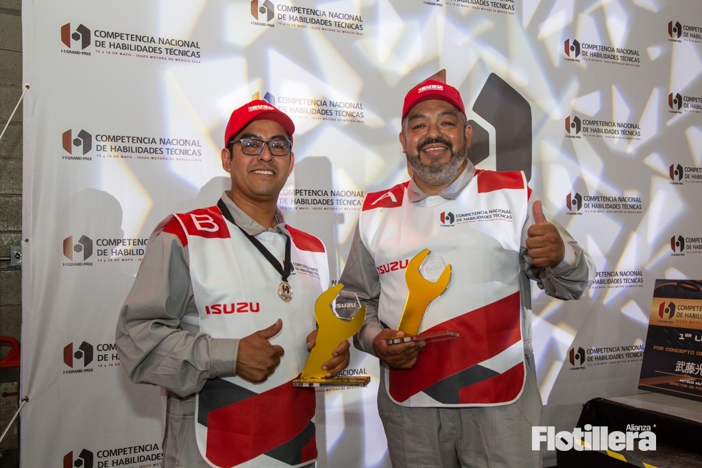 Juan Eleazar Hernández Arellano, de Isuzu Aguascalientes, y Jorge Alejandro Salazar Álvarez, de Isuzu Vallejo.