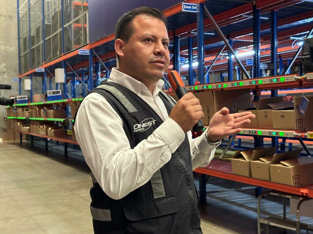 Oswaldo Álvarez, Subdirector de Operaciones de Onest SmartLogistics