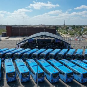 Va y Ven Mercededes-Benz Autobuses