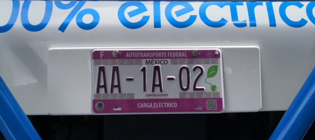 Placas vehículos eléctricos