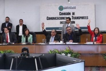 Comisión de Comunicaciones y Transportes en la Cámara de Diputados de México