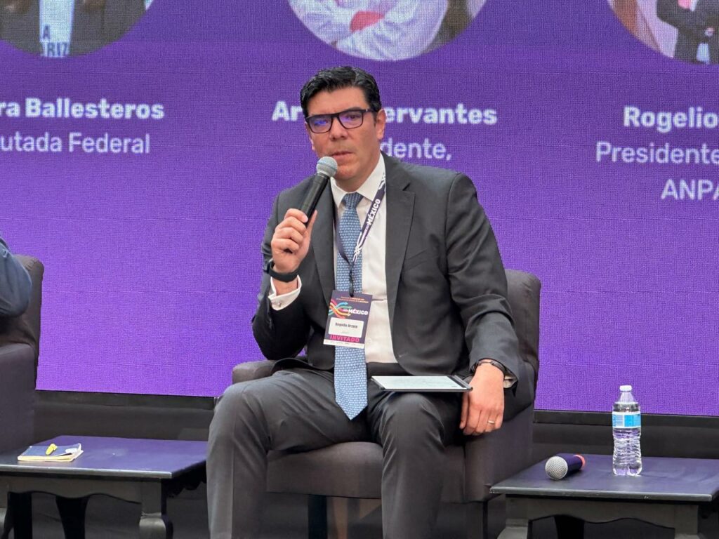 Rogelio Arzate, Presidente Ejecutivo de la Asociación Nacional de Productores de Autobuses Camiones y Tractocamiones (ANPACT)