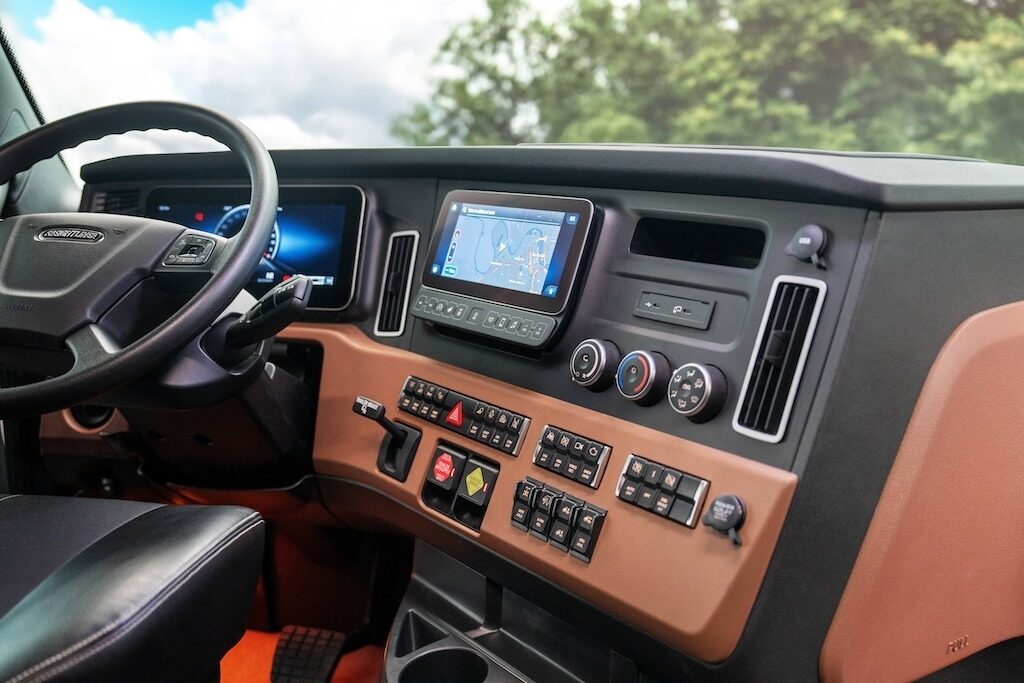 Daimler Truck-Marke Freightliner präsentiert die fünfte Generation Cascadia für den nordamerikanischen MarktDaimler Truck brand Freightliner introduces fifth Generation Cascadia for the North American market