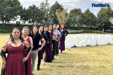 Egresan 10 mujeres de la quinta generación de Conductoras Scania