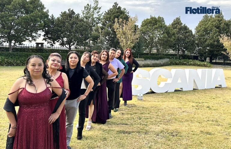 Egresan 10 mujeres de la quinta generación de Conductoras Scania