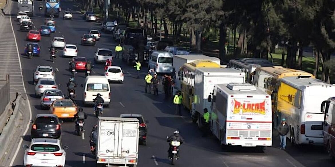 bloqueo-transportistas-rutas-hermanas-edomex