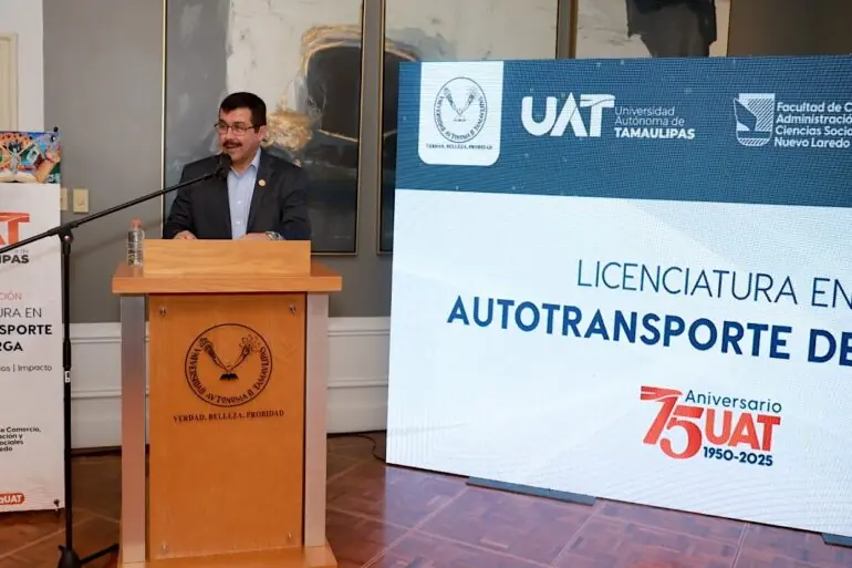 presentan-nueva-licenciatura-en-autotransporte-de-carga-en-laredo