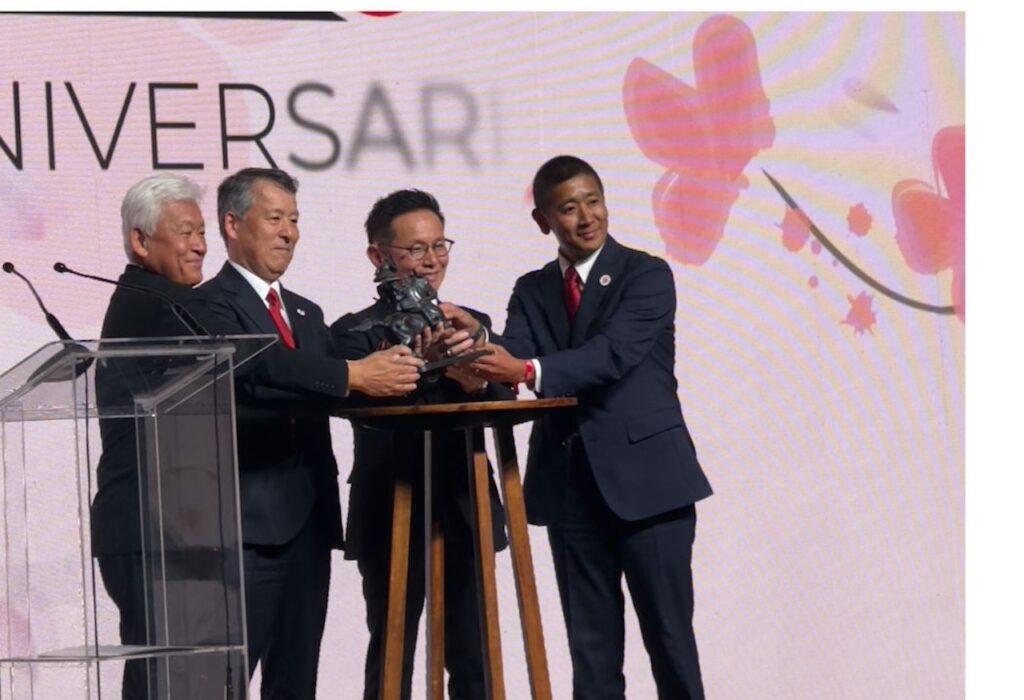 Isuzu Motors celebra 20 años de éxito en México