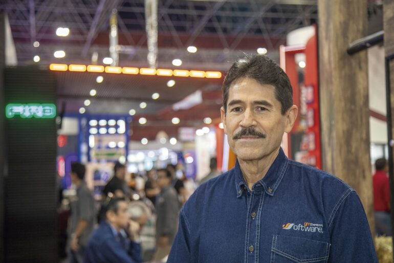Julián Gaxiola de GM Transport