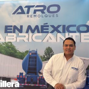 ATRO Remolques destaca en la Convención Nacional de CANACAR