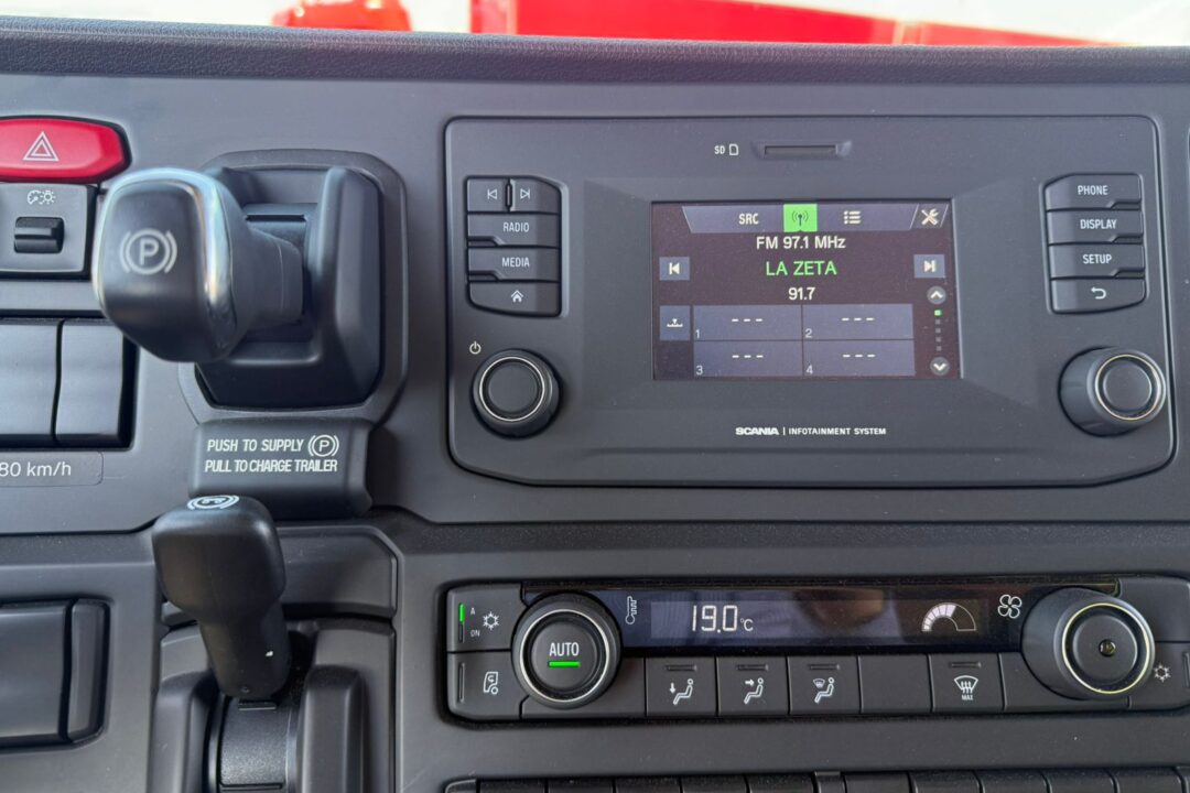 WhatsApp Image 2025-10-28 at 11.20.45 AM (2)