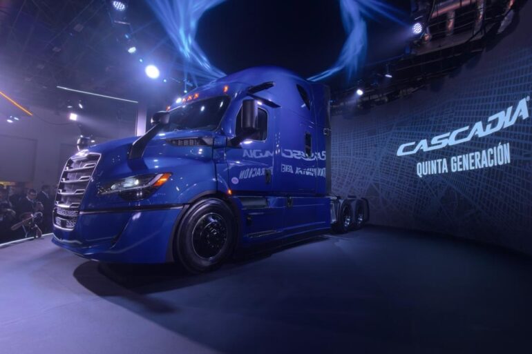 Nuevo Freightliner Cascadia quinta generación eleva el estándar de eficiencia y desempeño