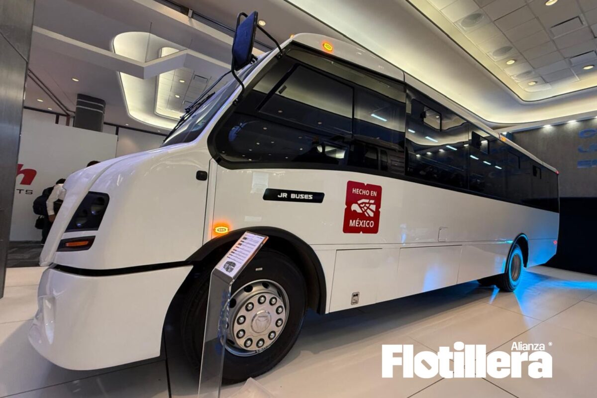 Buffalo GT de JR Buses.
