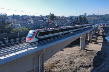 tren "El Insurgente"