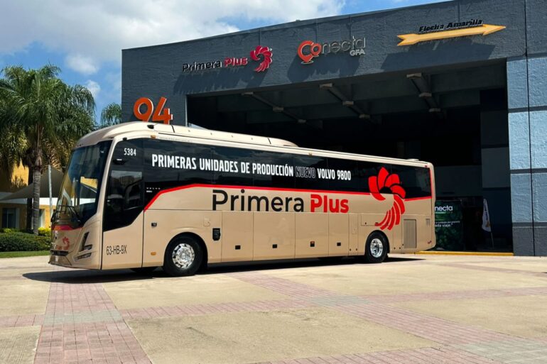Volvo 9800