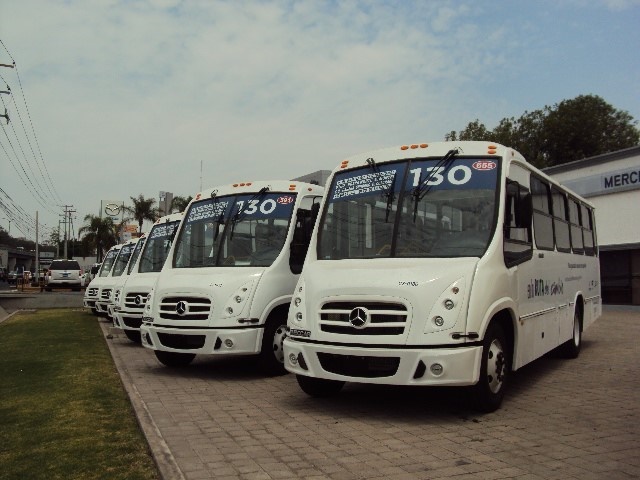 Buses MBA en consecionaria Zapata 2