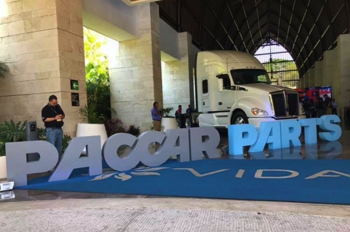 Paccar Parts México reconoce a su red concesionarios y proveedores